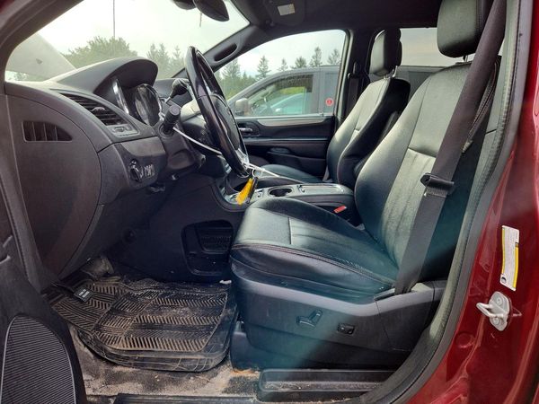 2019 DODGE GRAND CARAVAN GT — DENT