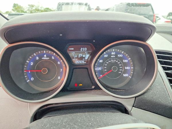 2016 HYUNDAI ELANTRA — ODOM