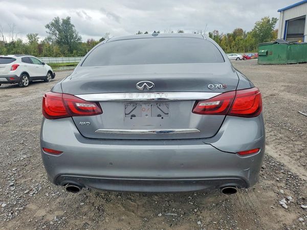 2015 INFINITI Q70 — DIRR