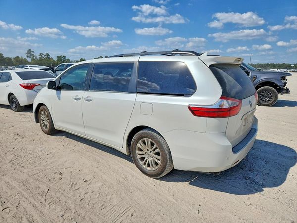 2015 TOYOTA SIENNA — DSRA