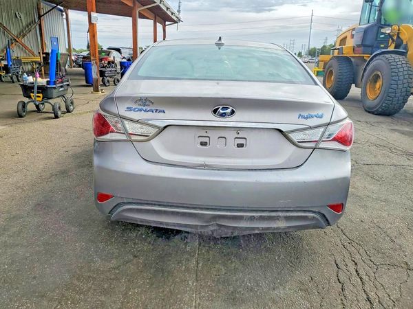 2012 HYUNDAI SONATA Middle level — DIRR