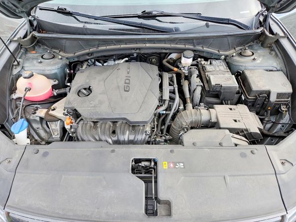 2023 HYUNDAI TUCSON — Engine bay