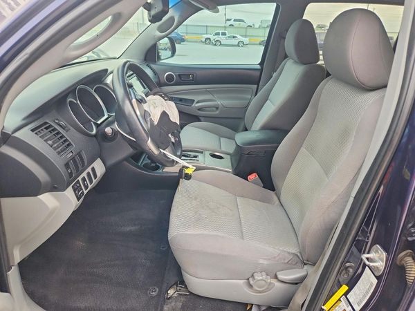 2013 TOYOTA TACOMA Delux — DENT