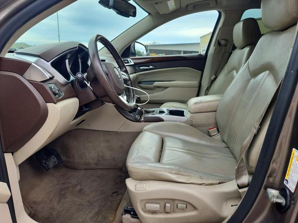 2012 CADILLAC SRX Luxury — DENT