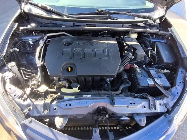 2016 TOYOTA COROLLA L/LE — Engine bay