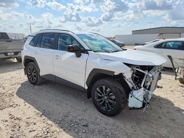2026 TOYOTA RAV4 — Passenger 3/4