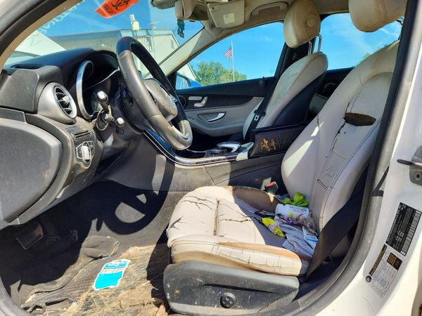 2016 MERCEDES-BENZ C-CLASS C300-4M — DENT