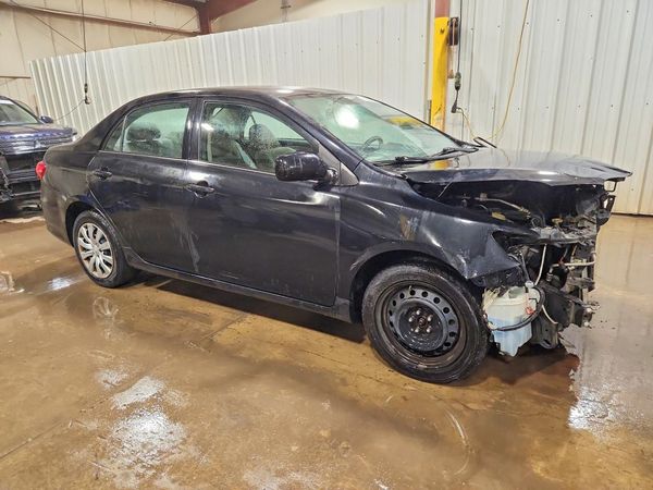 2013 TOYOTA COROLLA — Passenger 3/4