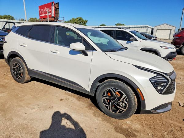 2024 KIA SPORTAGE LX — Passenger 3/4