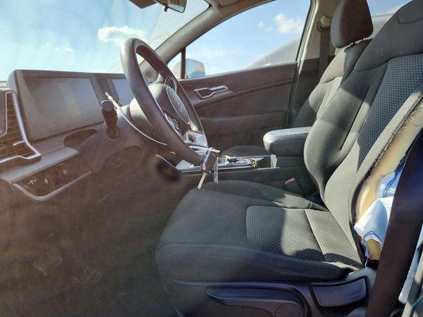 2024 KIA SPORTAGE LX — DENT