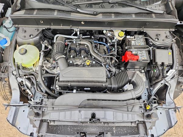 2026 FORD BRONCO Big Bend — Engine bay