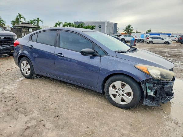 2015 KIA FORTE — Passenger 3/4
