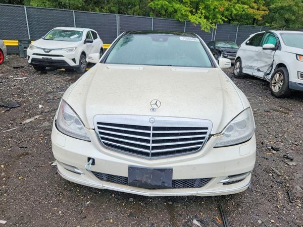 2013 MERCEDES-BENZ S-CLASS S550V 4-MATIC — DIRF
