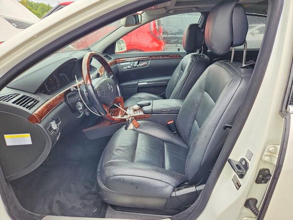 2013 MERCEDES-BENZ S-CLASS S550V 4-MATIC — DENT