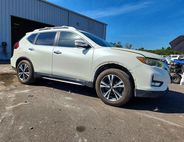 2018 NISSAN ROGUE — Passenger 3/4