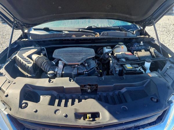 2020 CHEVROLET BLAZER 2LT — Engine bay