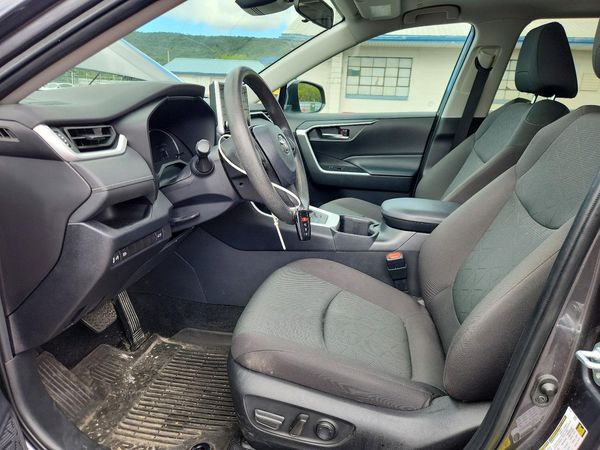 2024 TOYOTA RAV4 XLE — DENT