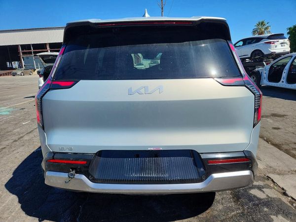 2024 KIA EV9 Land — DIRR