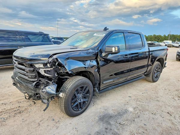 2026 CHEVROLET SILVERADO — DSFA — Front 3/4