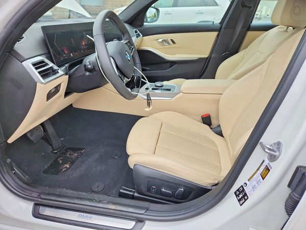 2025 BMW 330XI xDrive — DENT