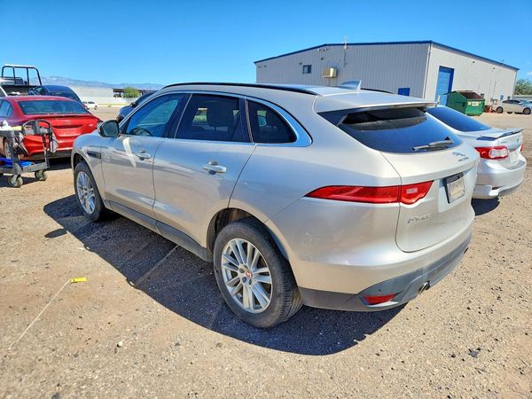 2017 JAGUAR F-PACE Prestige — DSRA
