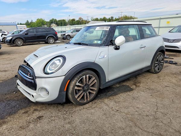 2021 MINI COOPER — Front 3/4