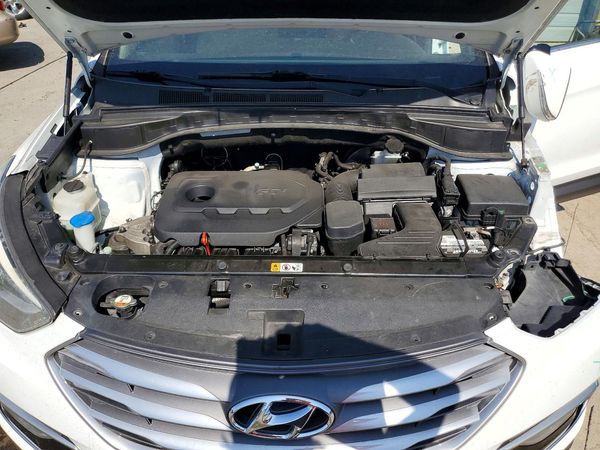 2018 HYUNDAI SANTA FE — Engine bay