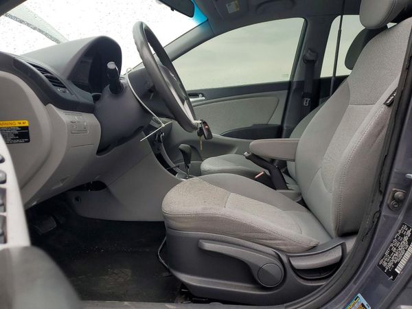 2013 HYUNDAI ACCENT GLS, GS — DENT