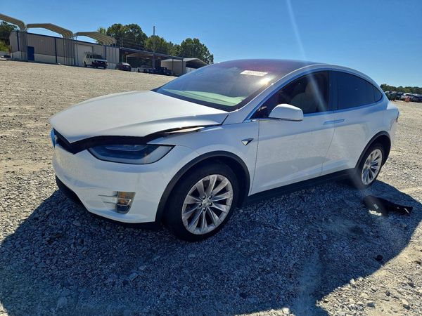2020 TESLA MODEL X — Front 3/4