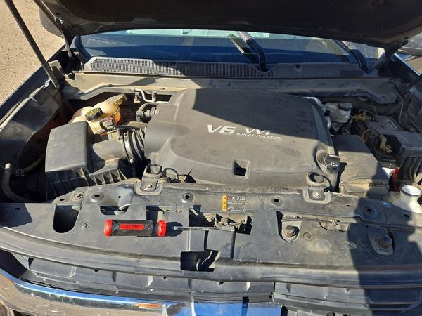 2018 CHEVROLET COLORADO LT — Engine bay