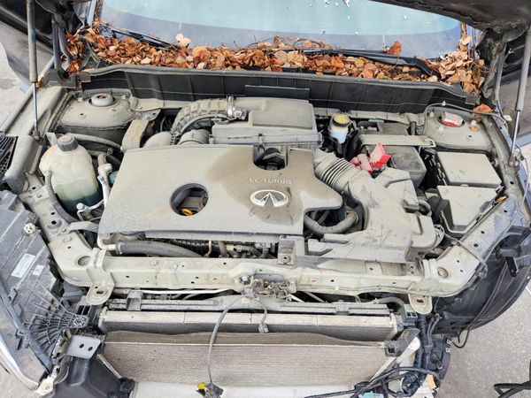 2020 INFINITI QX50 — Engine bay