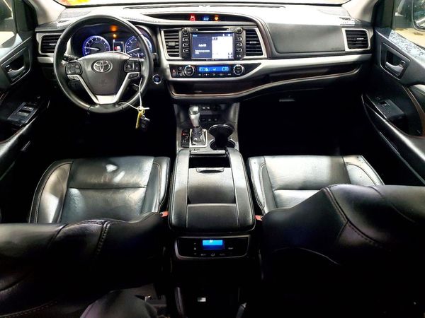 2019 TOYOTA HIGHLANDER SE/XLE — CKPT