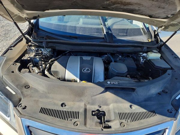 2016 LEXUS RX 350 — Engine bay