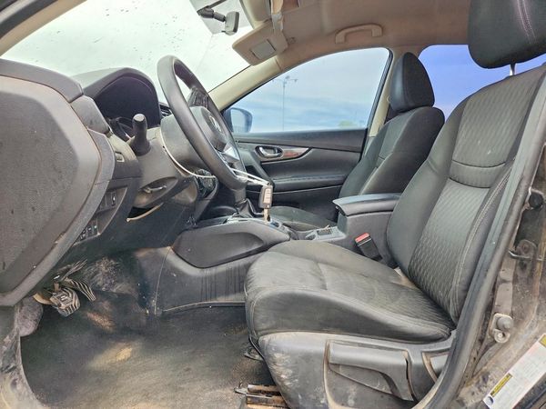 2018 NISSAN ROGUE — DENT
