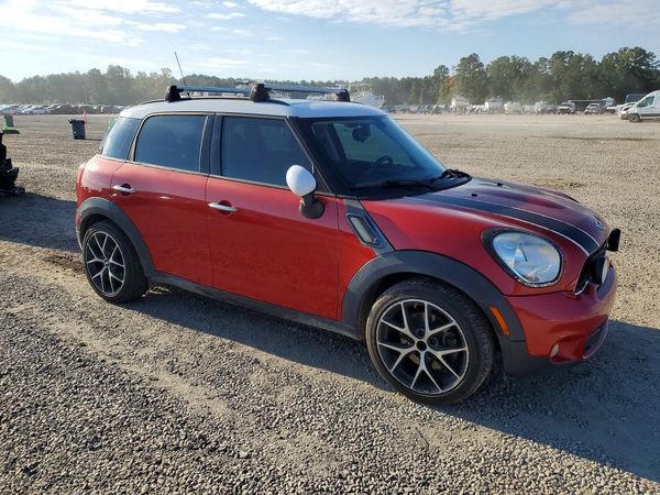 2013 MINI COOPER — Passenger 3/4