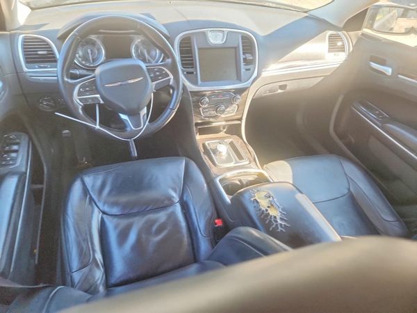 2015 CHRYSLER 300 Limited — CKPT