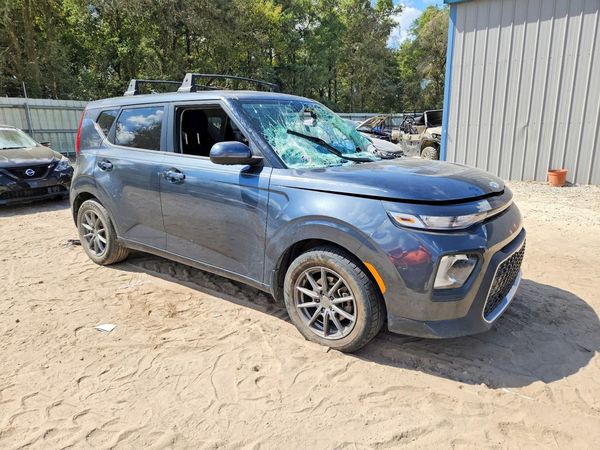 2020 KIA SOUL LX, S, X-Line — Passenger 3/4