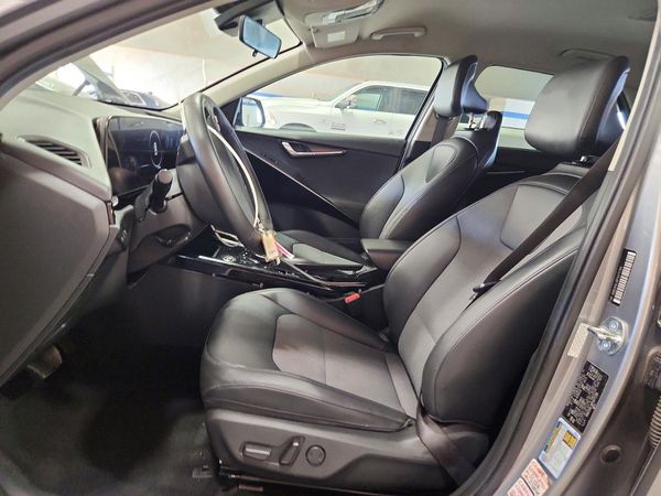 2023 KIA NIRO Wind — DENT