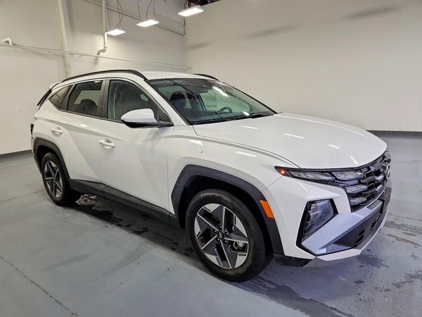 2026 HYUNDAI TUCSON SEL, SEL Plus — Passenger 3/4