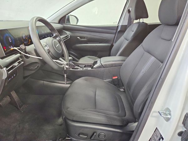 2026 HYUNDAI TUCSON SEL, SEL Plus — DENT
