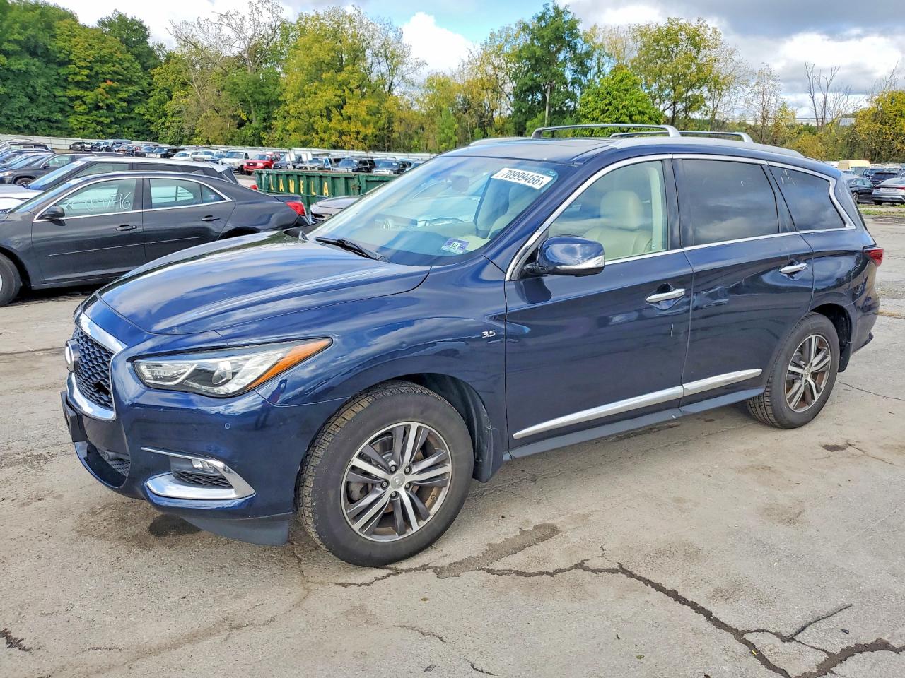 2017 INFINITI QX60 — Front 3/4