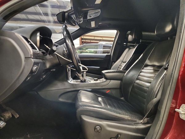 2020 JEEP GRAND CHEROKEE Limited — DENT