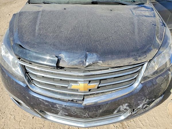 2016 CHEVROLET TRAVERSE LTZ — Engine bay