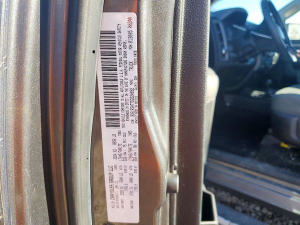 2013 RAM 2500 ST — VINS