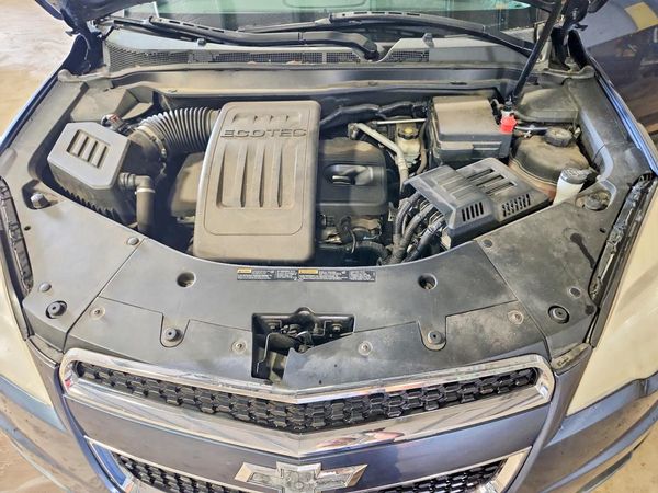 2014 CHEVROLET EQUINOX LS — Engine bay