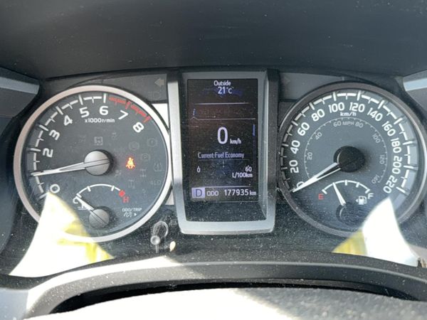 2020 TOYOTA TACOMA SR5