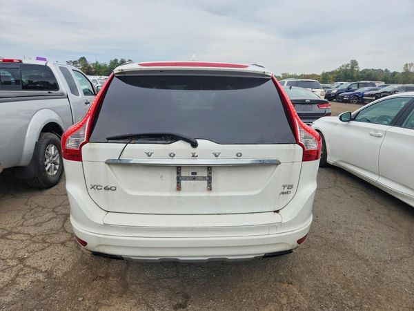 2016 VOLVO XC60 — DIRR