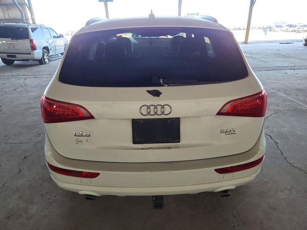2012 AUDI Q5 Premium — DIRR