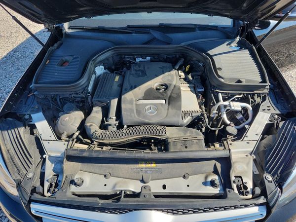 2018 MERCEDES-BENZ GLC-CLASS GLC 300-4M — Engine bay