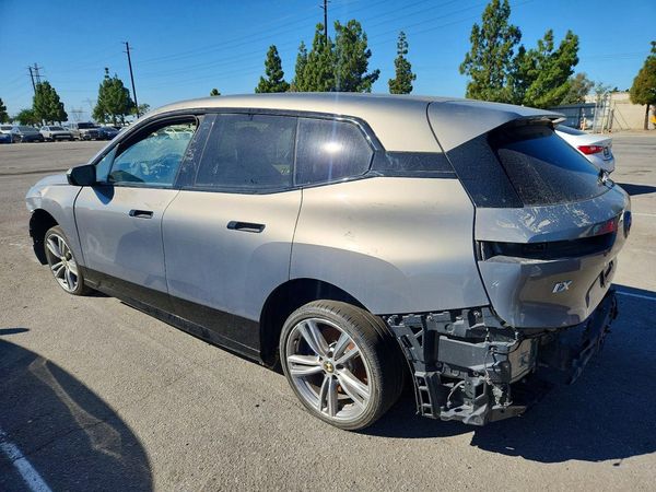 2024 BMW ALL OTHER xDrive50 — DSRA